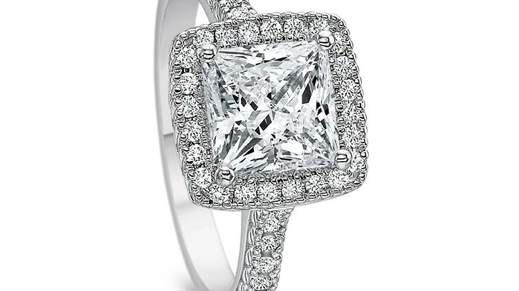 Diamond Engagement Rings Near Me at Diamond Vault of Troy