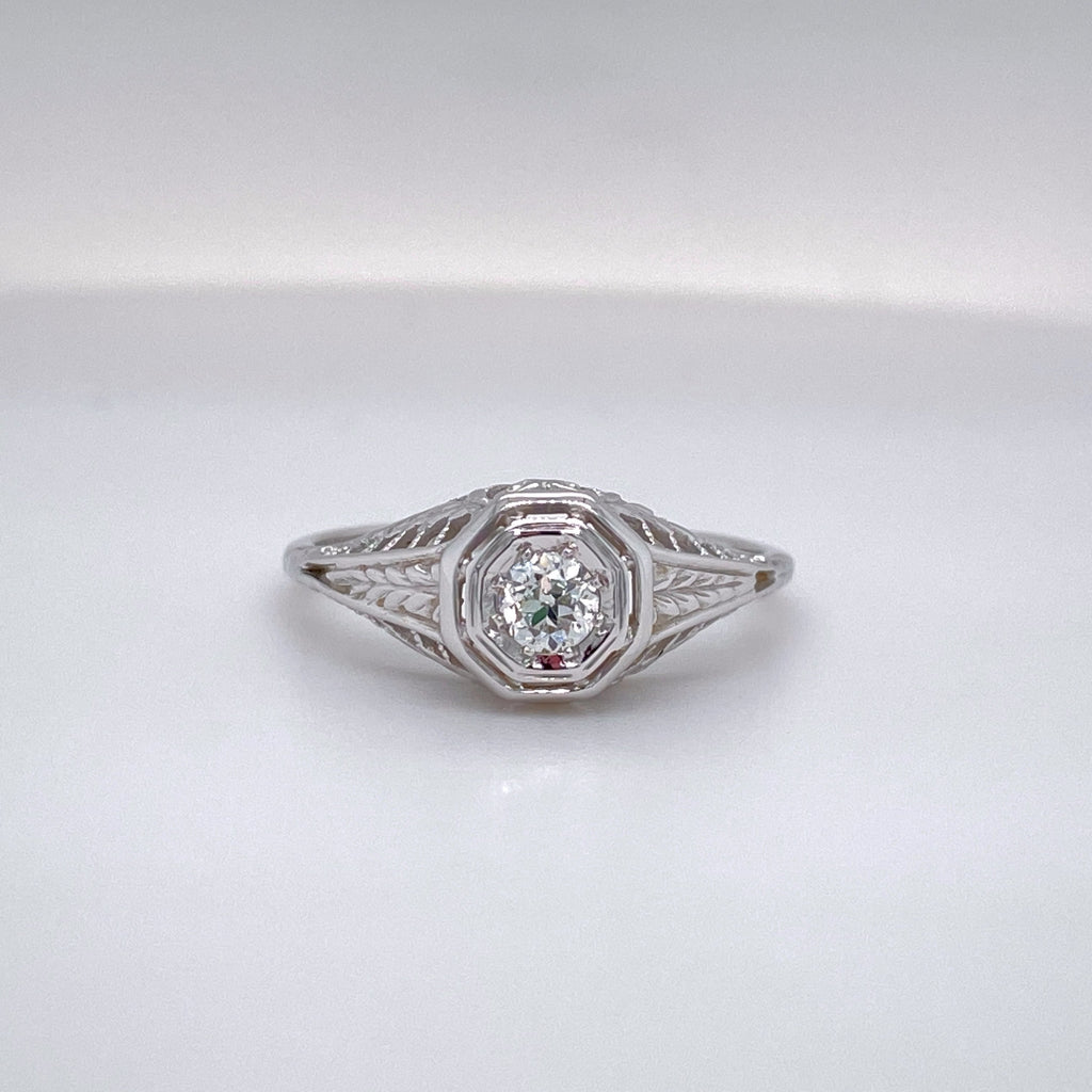 Ladies Vintage Filigree Engagement Ring