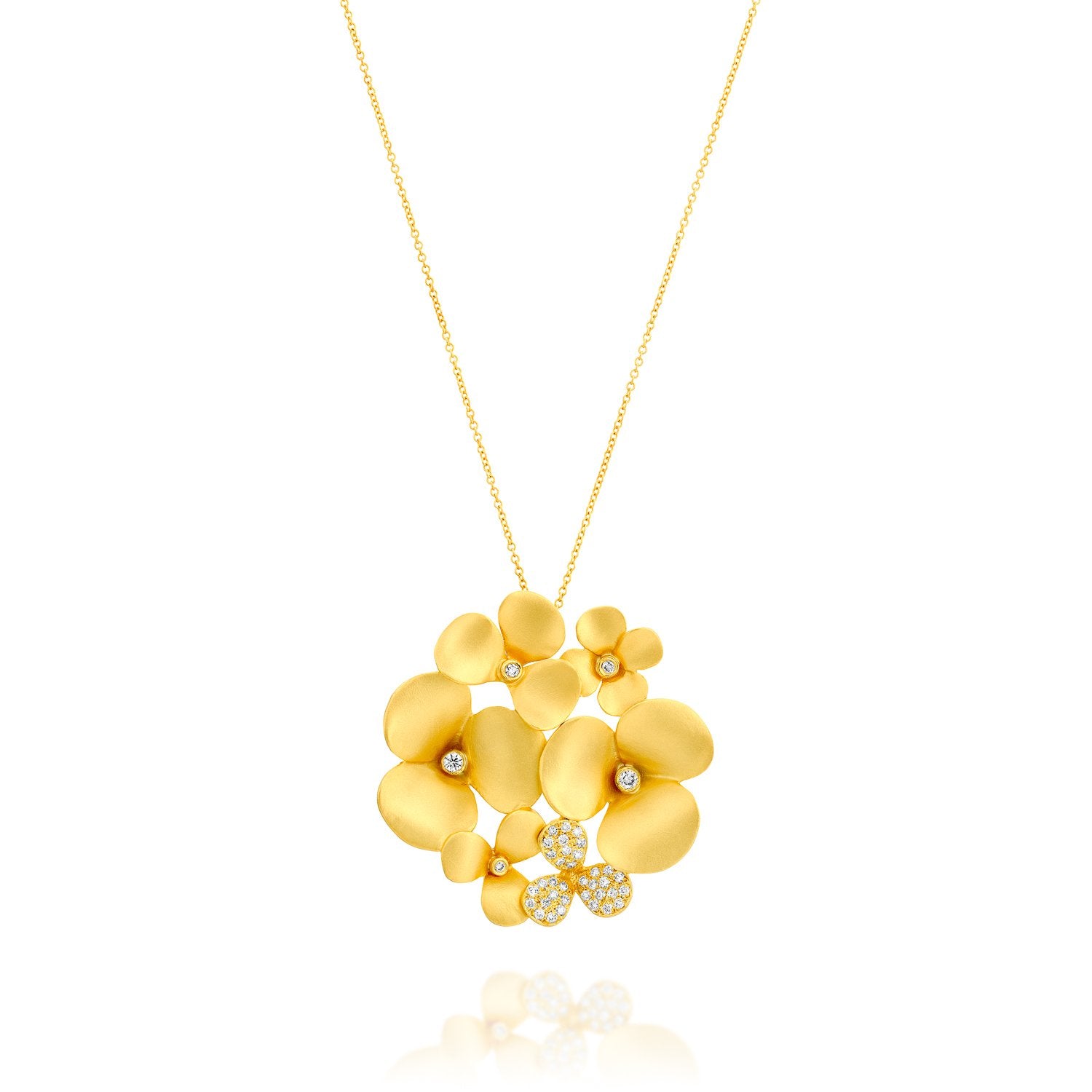5226 - 14kt yellow gold matte satin diamond flower necklace