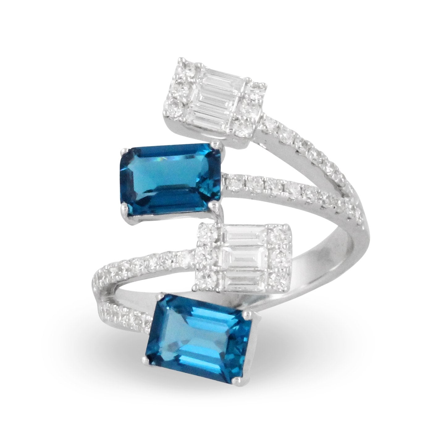 doves london blue collection 18k white gold diamond ring R9026LBT